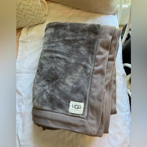 UGG throw blanket